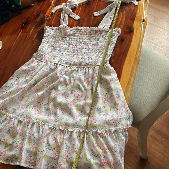 Altar ‘d state dress - Picture 6 of 8